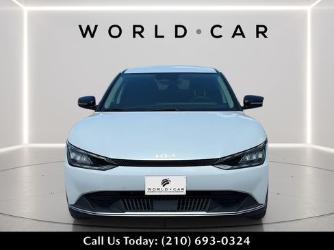 Used 2024 Kia EV6 Light RWD image 8