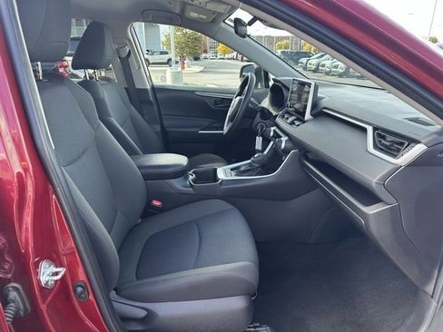 Used 2024 Toyota RAV4 LE image 8