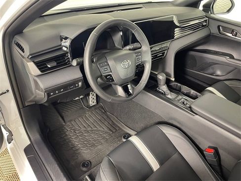 Used 2025 Toyota Camry SE w/ Multimedia Upgrade Package image 3