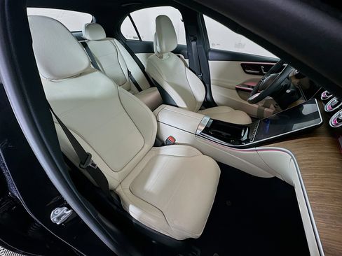 Used 2023 Mercedes-Benz C 300 4MATIC Sedan w/ Exclusive Trim Package image 31