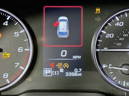 Certified 2025 Subaru Crosstrek 2.0i Premium image 12