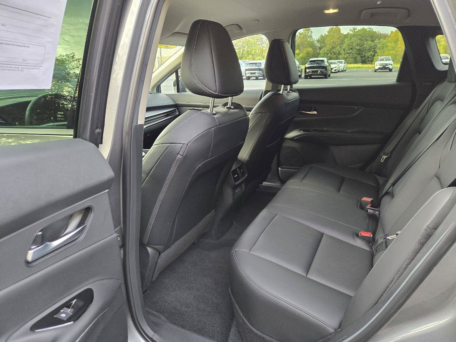Certified 2025 Nissan Murano SV AWD/4WD image 26