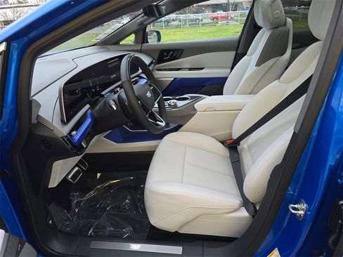 New 2026 Cadillac Optiq Luxury 1 image 20