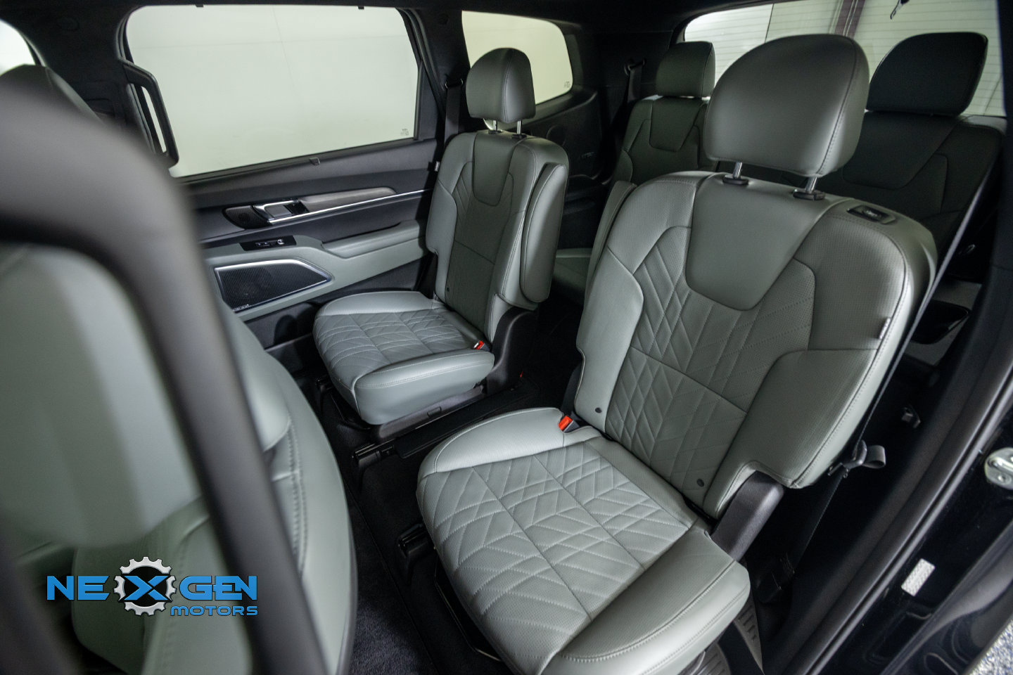 Used 2024 Kia Telluride SX Prestige X-Pro AWD/4WD image 36