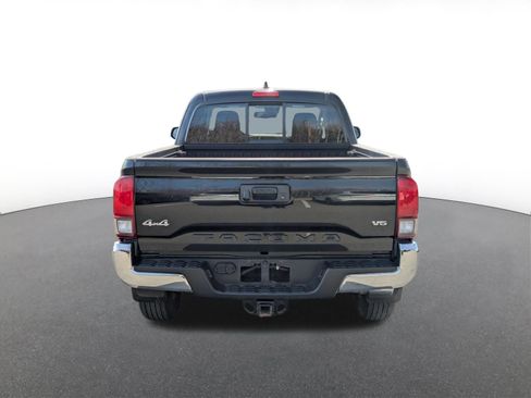 Used 2021 Toyota Tacoma SR5 image 4