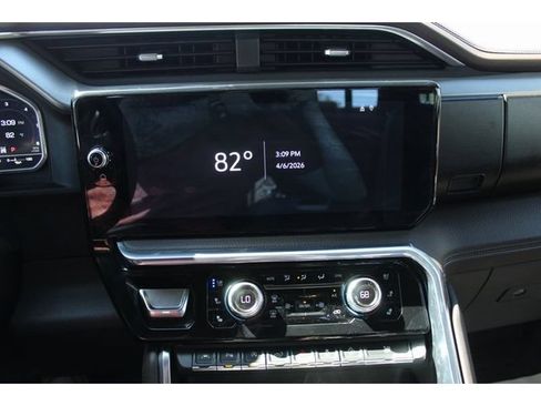 Used 2024 GMC Sierra 1500 Denali w/ Technology Package AWD/4WD image 30