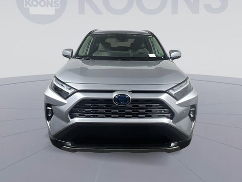 Used 2024 Toyota RAV4 Limited image 11