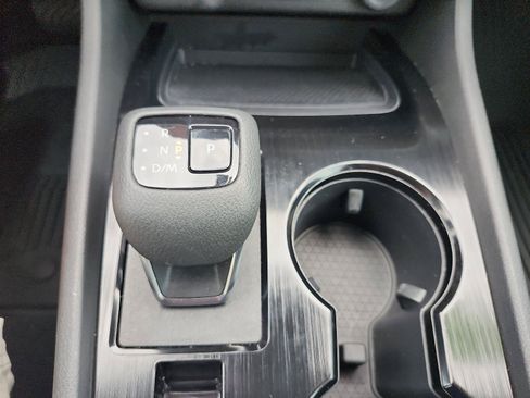 Used 2023 Nissan Rogue SV FWD image 17