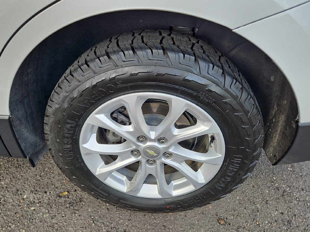 Used 2020 Chevrolet Equinox LT FWD image 33