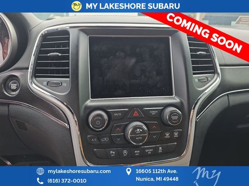 Used 2018 Jeep Grand Cherokee Limited AWD/4WD image 23