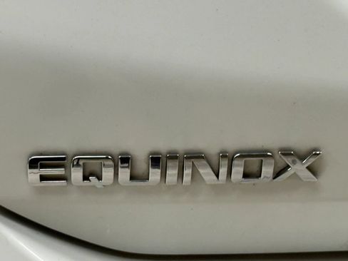 Used 2019 Chevrolet Equinox LT AWD/4WD image 13