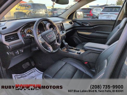 Used 2017 GMC Acadia Denali image 13