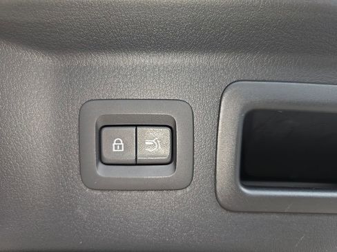 Used 2025 MAZDA CX-90 3.3 Turbo w/ Select Package image 25