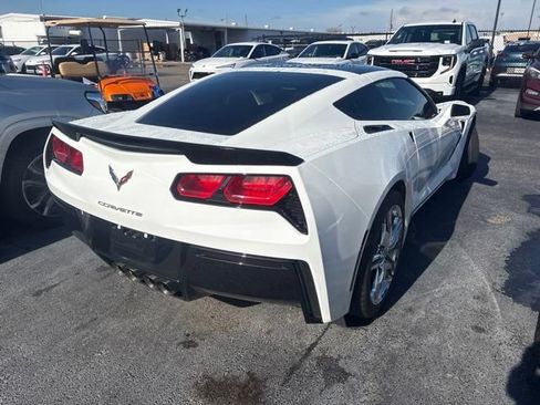 Used 2017 Chevrolet Corvette Stingray Coupe w/ 1LT RWD image 6