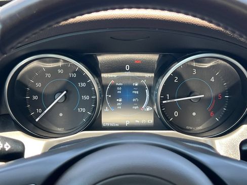 Used 2017 Jaguar XF Prestige RWD image 24