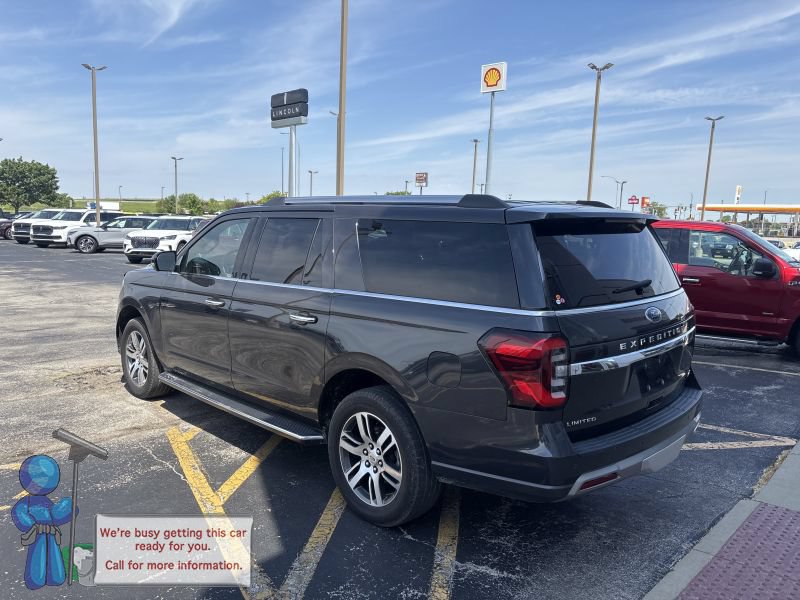 Used 2022 Ford Expedition Max Limited AWD/4WD image 3