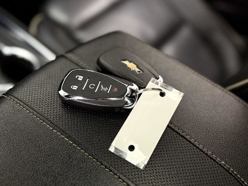 Used 2022 Chevrolet Traverse Premier w/ Redline Edition image 25