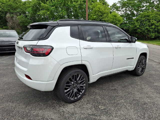 Certified 2022 Jeep Compass High Altitude AWD/4WD image 11