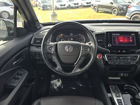 Used 2023 Honda Ridgeline Black Edition image 13