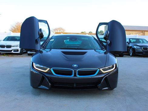 Used 2015 BMW i8 image 4