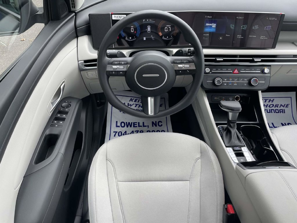 New 2026 Hyundai Tucson SE AWD/4WD image 12