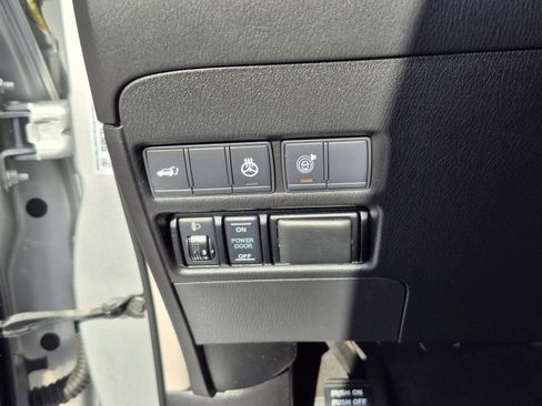 Used 2018 Nissan Armada Platinum w/ Captain Seat Package RWD image 35
