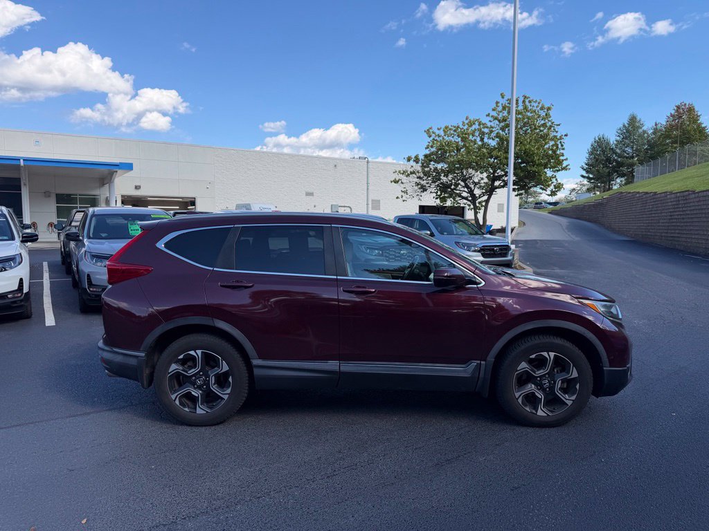 Used 2018 Honda CR-V Touring image 3