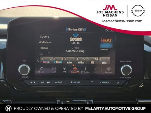 New 2025 Nissan Pathfinder SV w/ Black Appearance Package AWD/4WD image 15