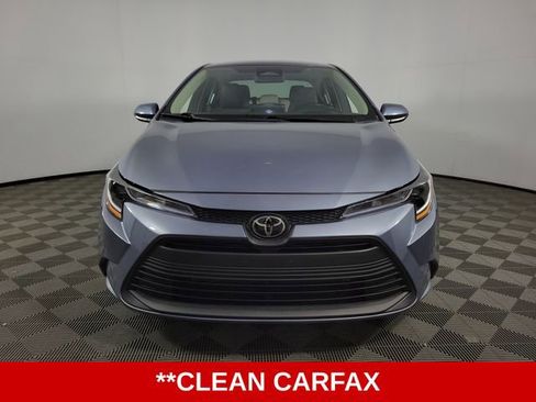 Used 2025 Toyota Corolla LE w/ Convenience Package image 5