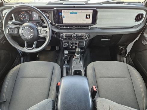 Used 2024 Jeep Wrangler Unlimited Sport AWD/4WD image 25