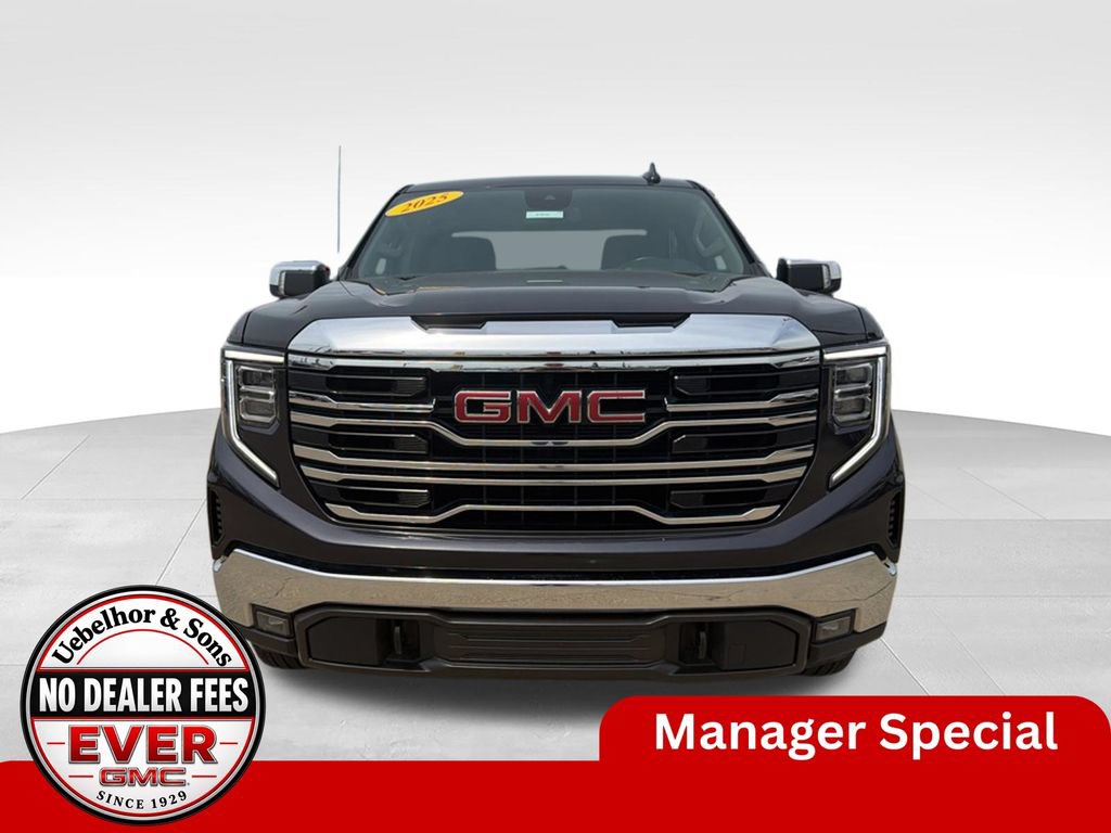 Used 2025 GMC Sierra 1500 SLT AWD/4WD image 10