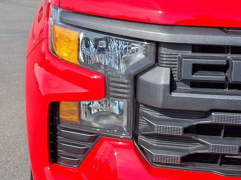 Used 2022 Chevrolet Silverado 1500 Custom AWD/4WD image 9