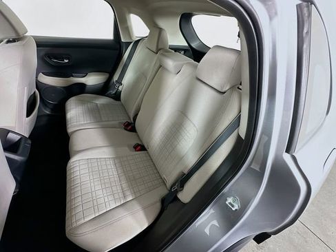 Certified 2024 Honda HR-V LX image 28