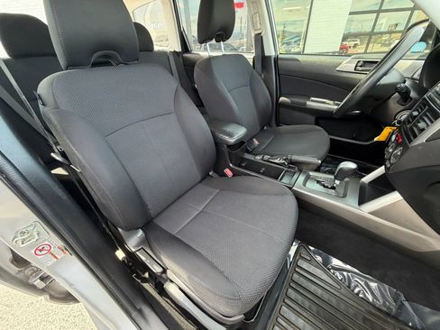 Used 2013 Subaru Forester 2.5X w/ Alloy Wheel Pkg AWD/4WD image 12
