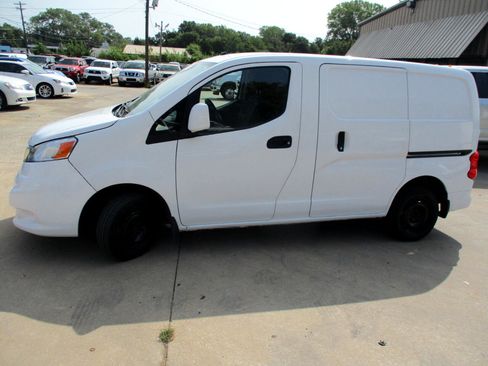 Used 2015 Nissan NV200 SV w/ Back Door Glass Package image 31
