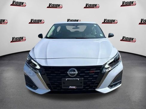 New 2025 Nissan Altima 2.5 SR w/ SR Premium Package image 2