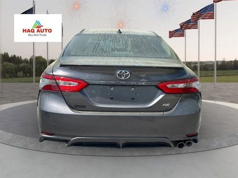 Used 2019 Toyota Camry SE image 6