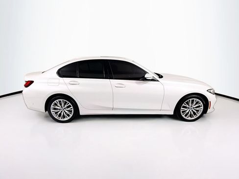 Used 2023 BMW 330i xDrive Sedan w/ Premium Package AWD/4WD image 4