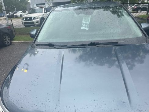 Used 2022 Kia Carnival EX FWD image 4