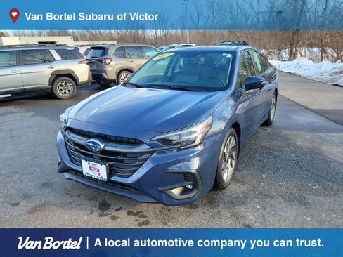 Certified 2025 Subaru Legacy Limited image 1