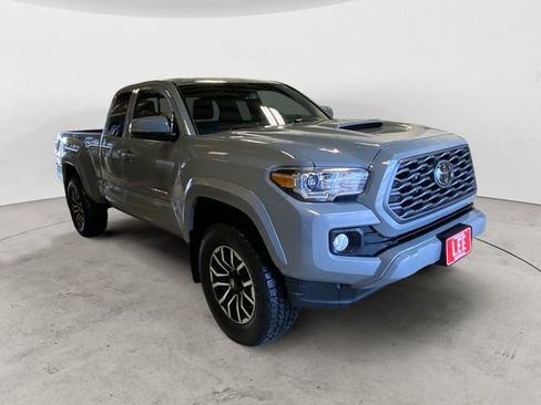 Used 2021 Toyota Tacoma TRD Sport image 8