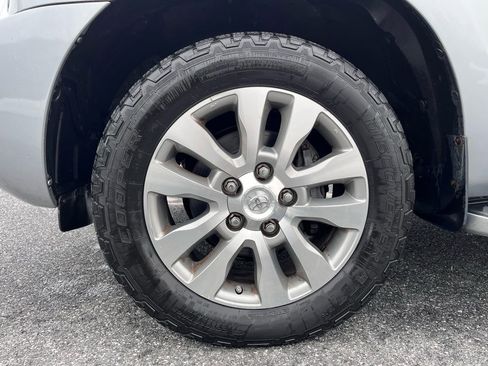 Used 2011 Toyota Sequoia Limited image 25