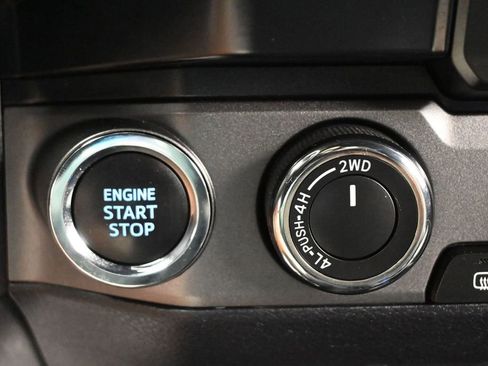 Used 2023 Toyota Tacoma TRD Sport w/ Technology Package AWD/4WD image 13