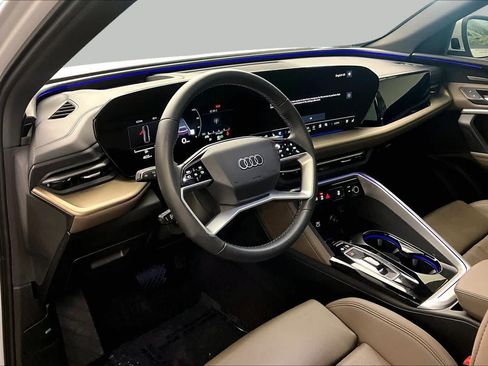 Certified 2025 Audi Q5 Premium Plus AWD/4WD image 18