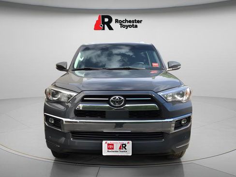 Used 2024 Toyota 4Runner Limited AWD/4WD image 2