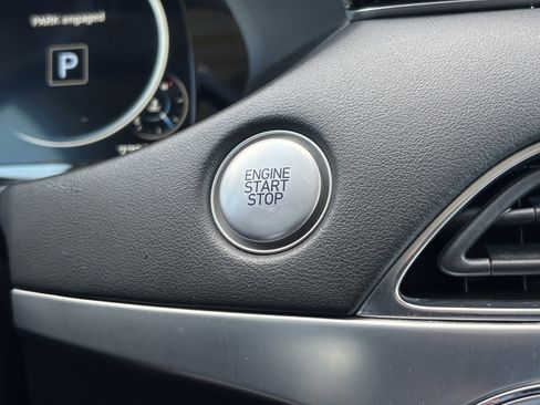 Used 2022 Hyundai Palisade Limited image 24