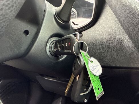 Used 2022 Toyota Corolla LE FWD image 17