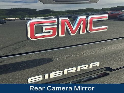 Used 2026 GMC Sierra 1500 AT4 w/ AT4 Premium Package AWD/4WD image 32