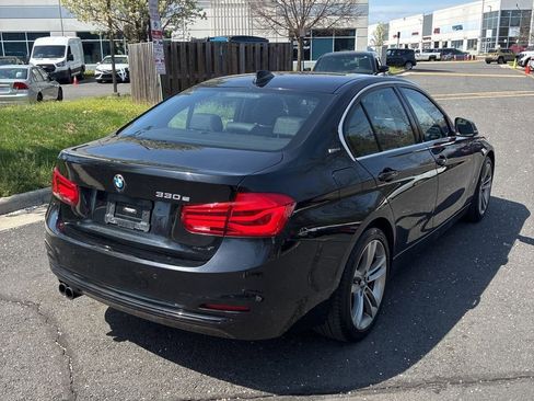 Used 2017 BMW 330e image 3