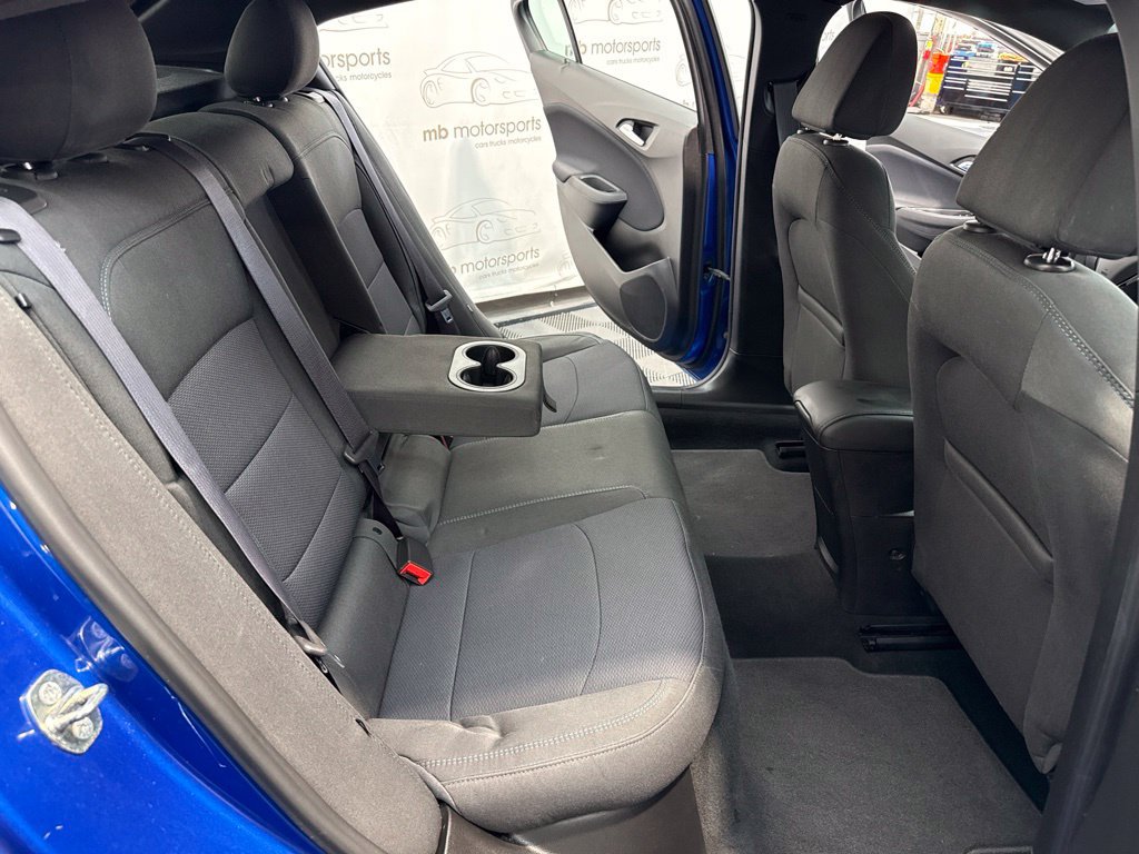 Used 2017 Chevrolet Cruze LT FWD image 28